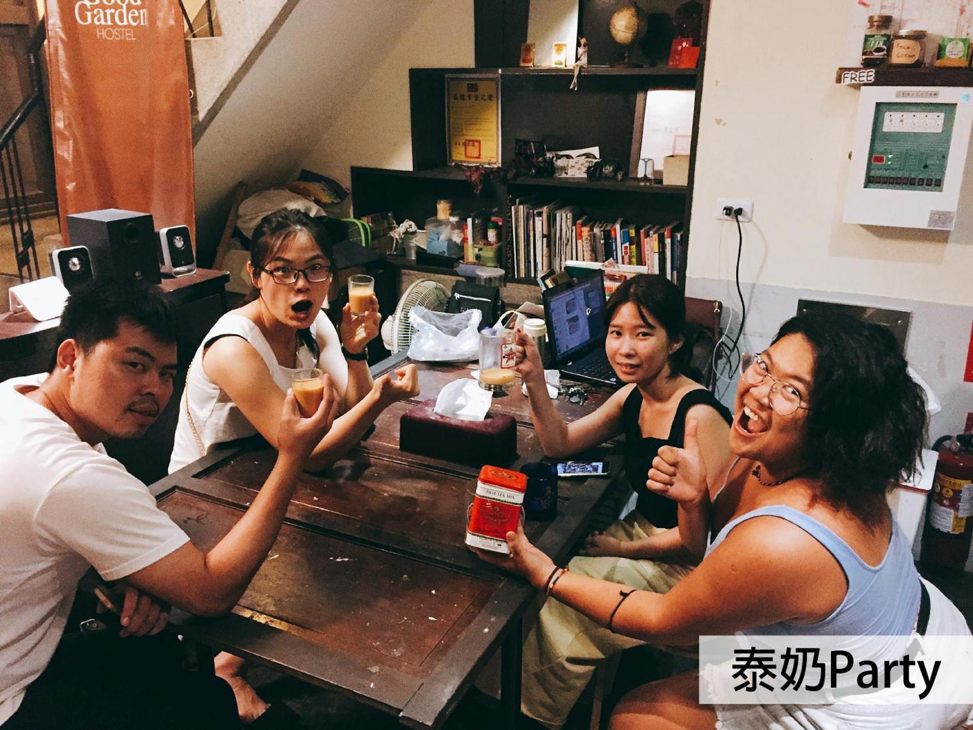 Good Garden Female Hostel Tainan Zewnętrze zdjęcie
